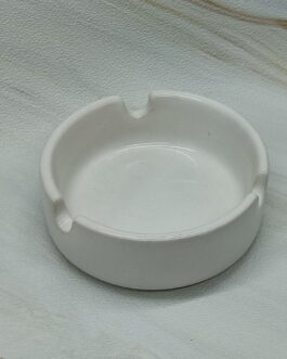 P600 –  Asbak Souvenir Putih K